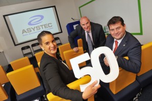  ASYSTEC ANNOUNCES 50 NEW HIGHLY SKILLED JOBS: Minister for European Affairs and Data Protection, Dara Murphy TD, today (Friday) announced the creation of 50 new highly skilled jobs over 3 years at the Data Management Solutions Company, Asystec. The Minister made the announcement at the official opening of the new Asystec Cork offices in Ballincollig, Co. Cork. Pictured are Senior Enterprise Account Manager, Sophia Byrne; Les Byrne, MD of Asystec and Minister Dara Murphy  Pic Daragh Mc Sweeney/Provision