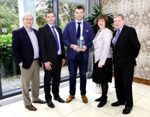 PETER O'MAHONY HONOURED. Peter O'Mahony received the  November Cork Person of the Month award to mark his glittering rugby career to date, with Munster and Ireland. Peter is presently recuperating from the knee injury he suffered at the World Cup. Pictured at the presentation l/r Manus O'Callaghan, Awards Organiser ; John Lehane, Lexus Cork (Sponsor) ; Peter O'Mahony, Cork Person of the Month ; Ann-Marie O'Sullivan, AM O'Sullivan PR (Sponsor) ; Pat Lemasney, Southern (Sponsor). Pic., by Tony O'Connell Photography.