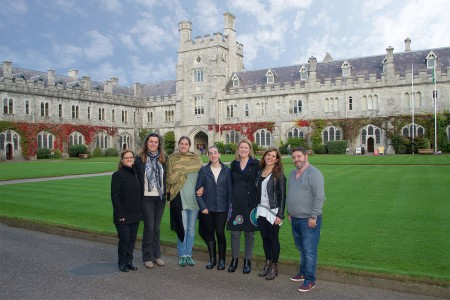  13/10/2016, Cork – Five specialist travel agents from Spain have been enjoying a fact-finding visit of Ireland this week, as guests of Tourism Ireland and Fáilte Ireland. The group was made up of ELT (English Language Training) specialists – responsible for putting in place arrangements for Spanish students who wish to travel abroad to improve their English.        PIC SHOWS: Spanish ELT (English Language Training) agents in UCC with tour guide Cecilia Ferrari (left); and Susan Bolger, Tourism Ireland (third right). Pic – John Roche (no repro fee) Further press info – Sinéad Grace, Tourism Ireland 087 685 9027