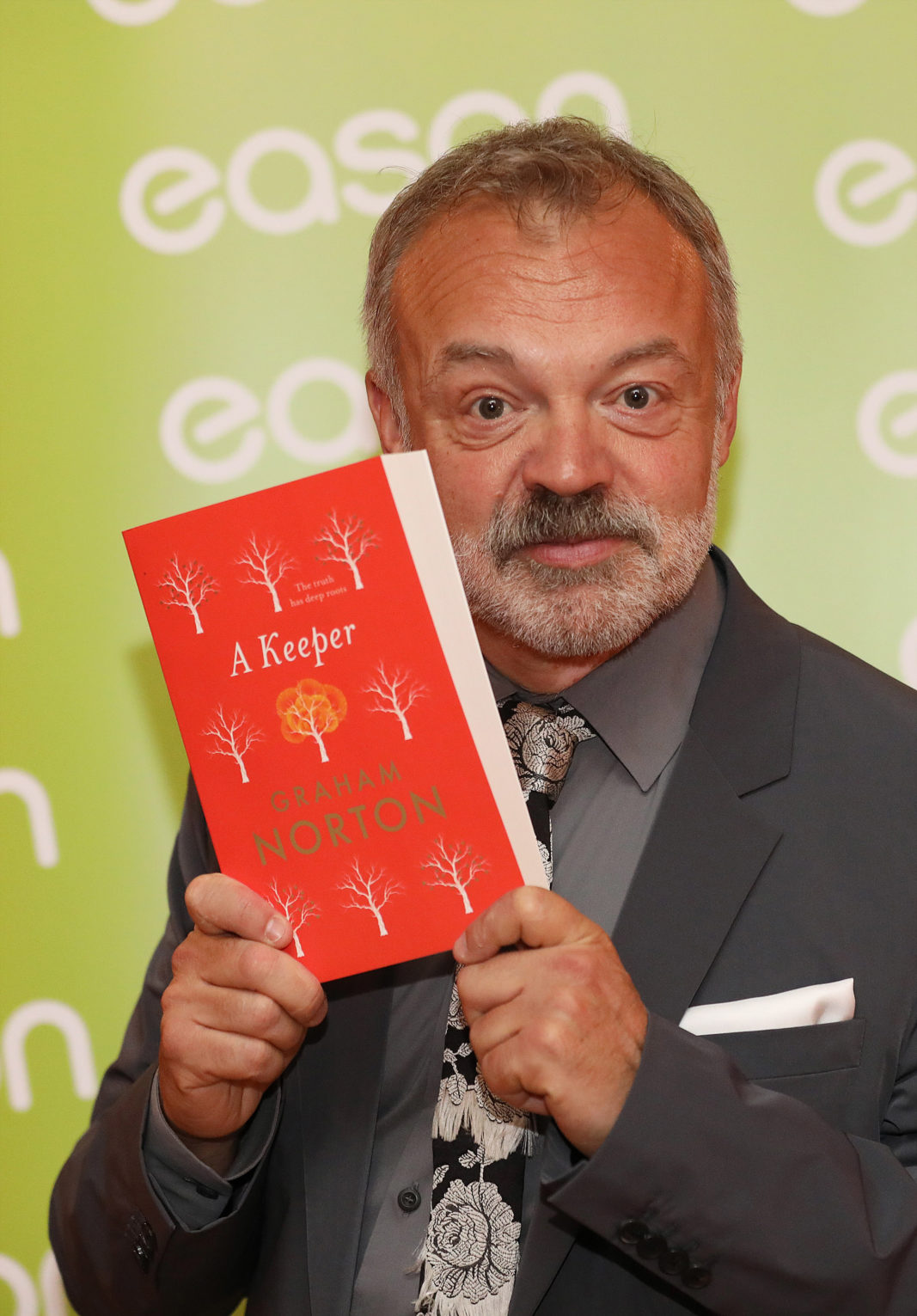 Graham Norton new book TheCork.ie (News & Entertainment)