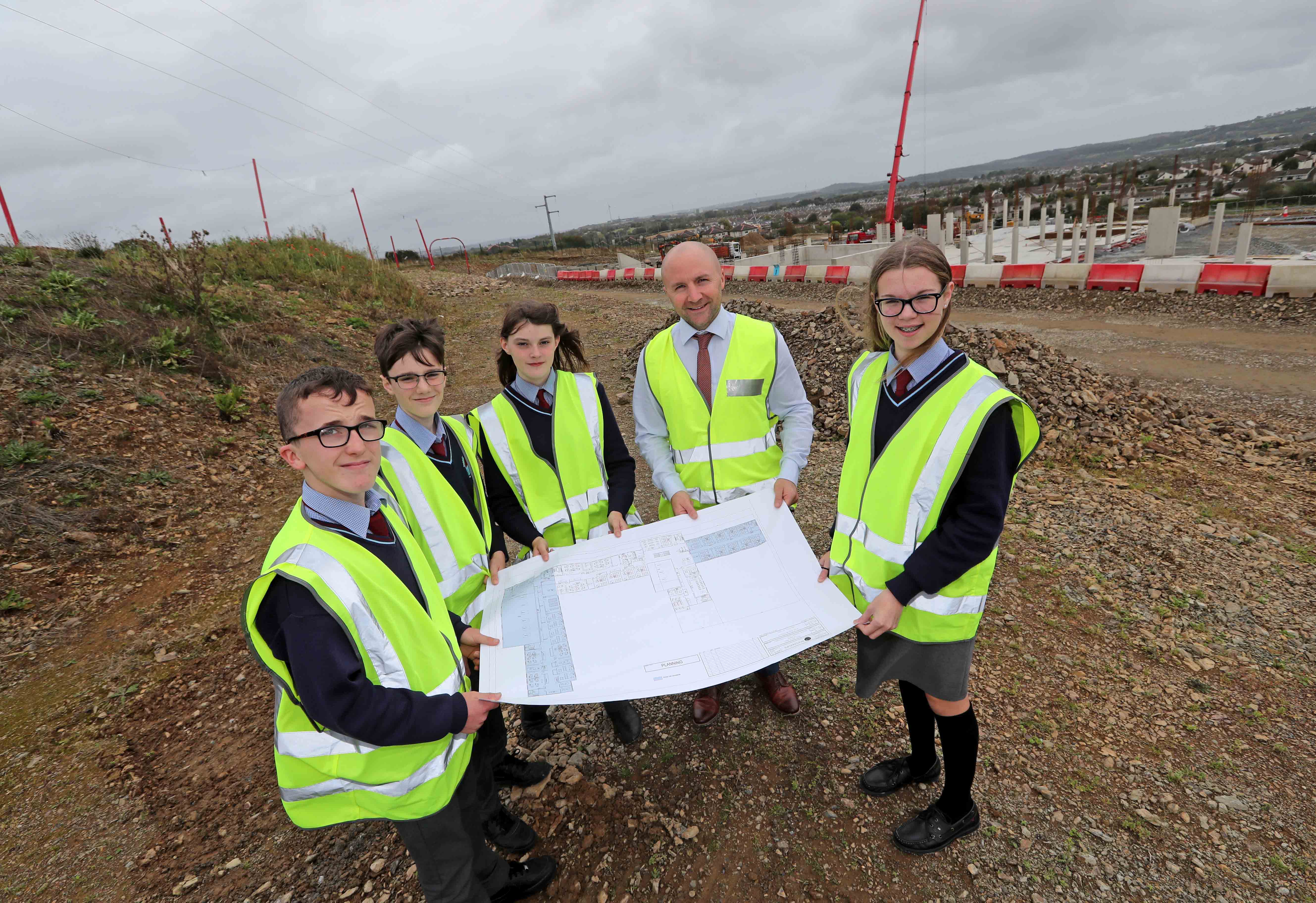 Carrigaline Gaelscoil students visit construction site at 