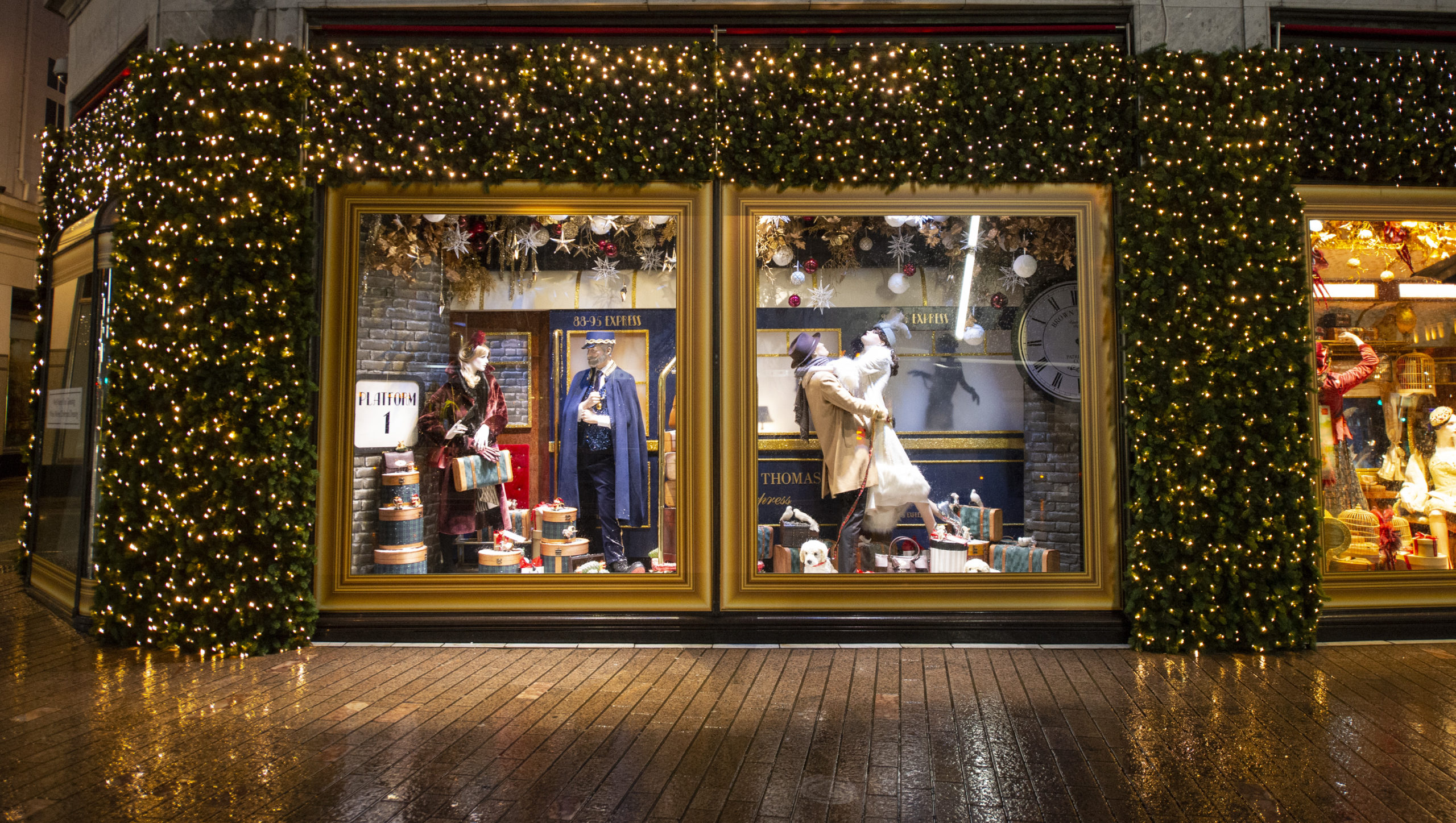 WATCH: Brown Thomas has revealed their festive window display and it's as  beaut as ever