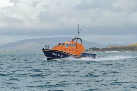 Baltimore RNLI launches both lifeboats during Storm Agnes - Vimarsana News